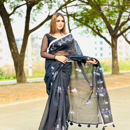 Halfsilk Embroidery Saree Em-128
