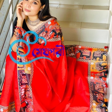 ব্লাউজ পিস সহ শাড়ী DP - 6017